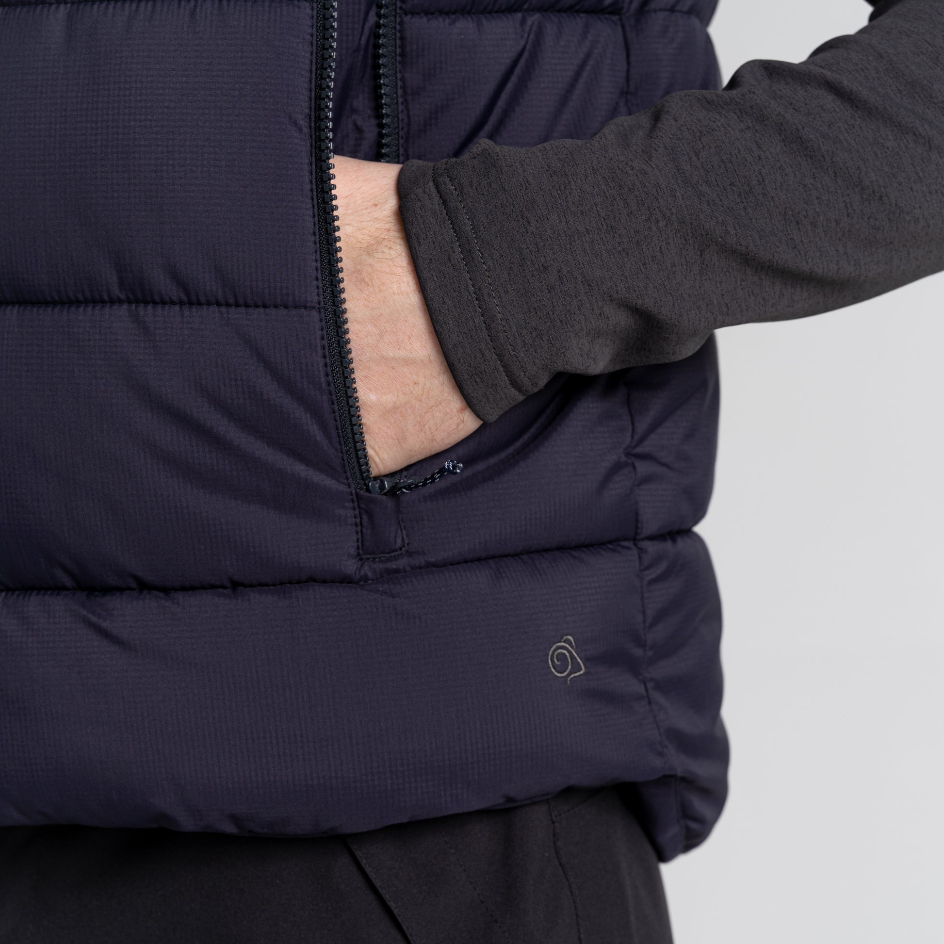 #colour_dark-navy