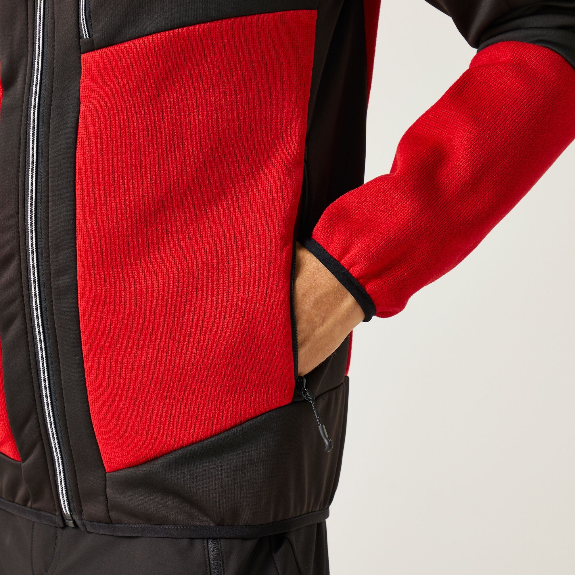 #colour_classic-red-black