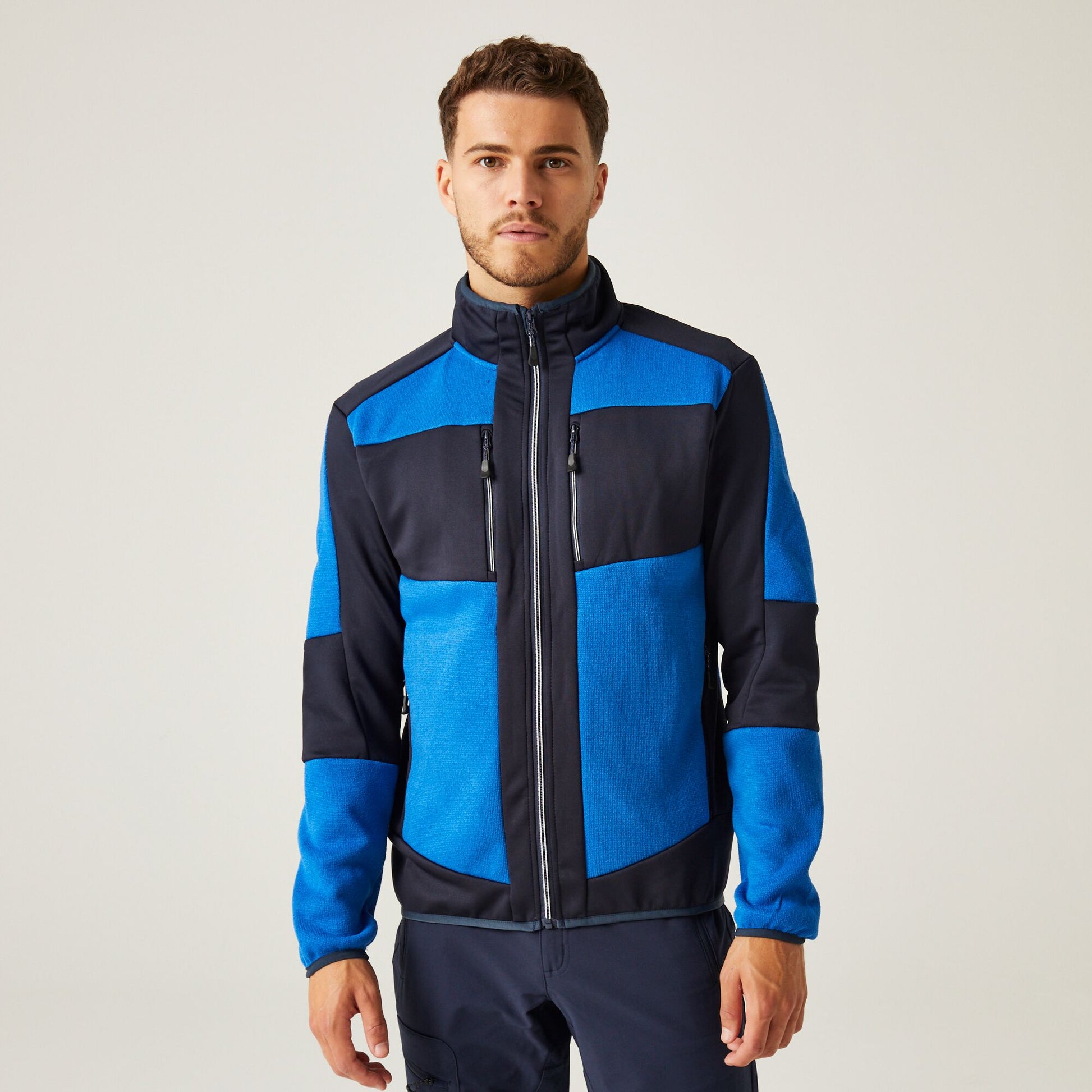 #colour_strong-blue-navy