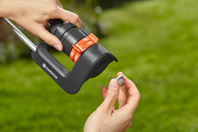 Gardena Oscillating Sprinkler Aqua M