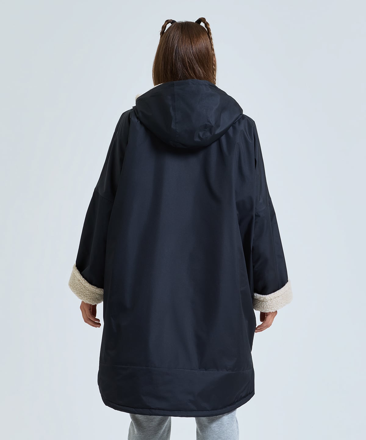 TriDri® TR800 Tridri® Recycled All-Seasons Waterproof Changing Robe