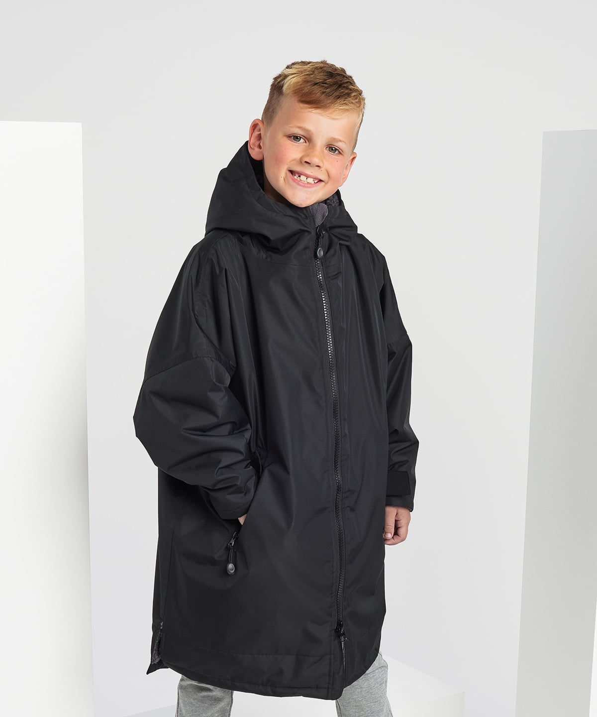 TriDri® TR80B Kids Tridri® Recycled All-Seasons Waterproof Changing Robe